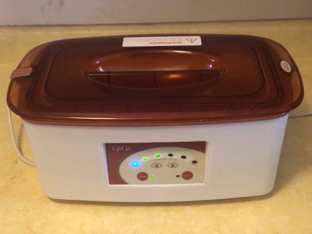 Relieve hand pain with a paraffin wax machine