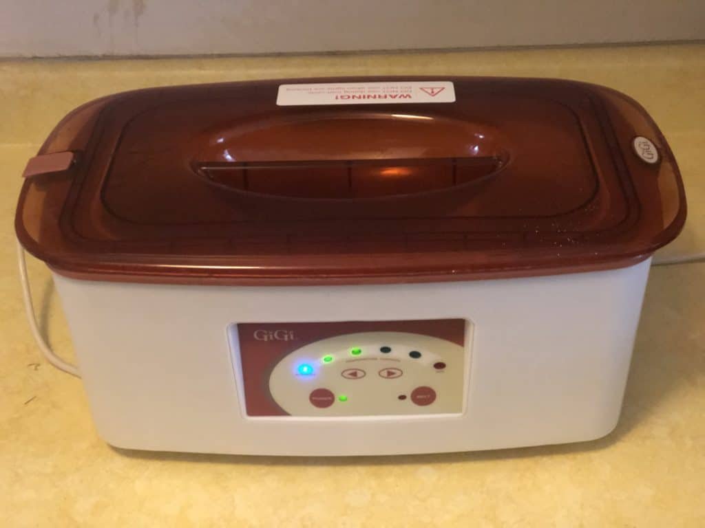 Relieve hand pain with a paraffin wax machine